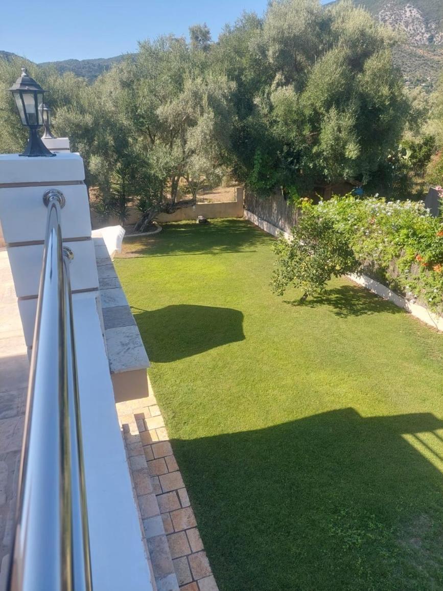 Villa Morris Нідрі Екстер'єр фото